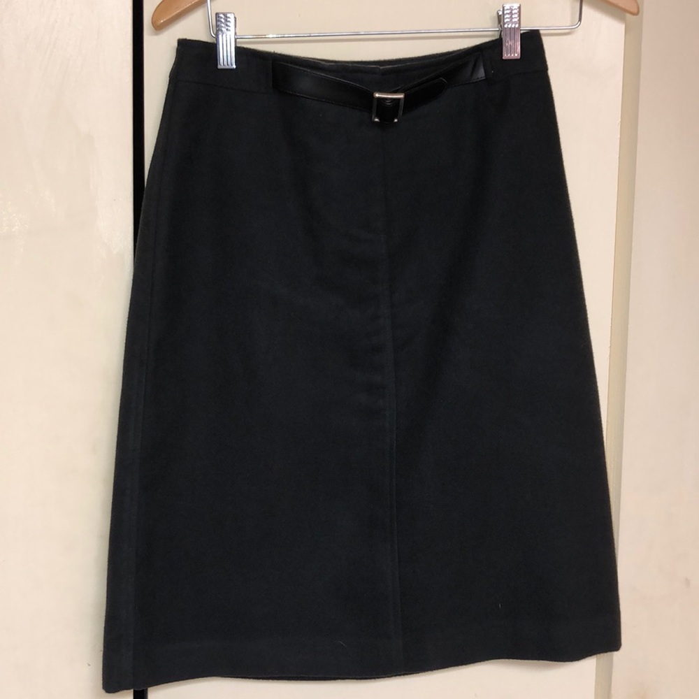 Midi skirt with Belt